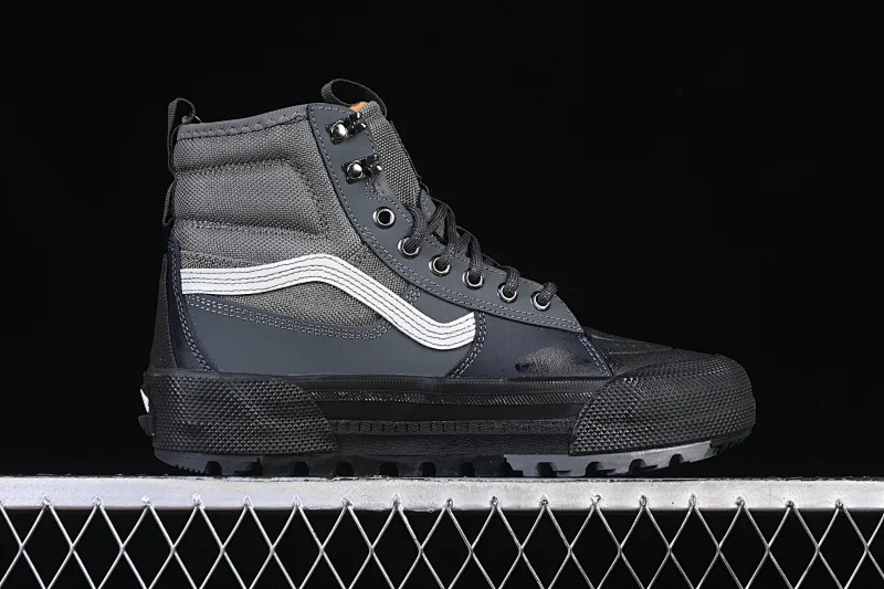 All categories Vans Vans series Vans Hi Vans high-top Vans Sk8-Hi Gore Te Outdoor adventure series round-toe lace-up high-top outdoor functional casual shoes VN0A5I116MP